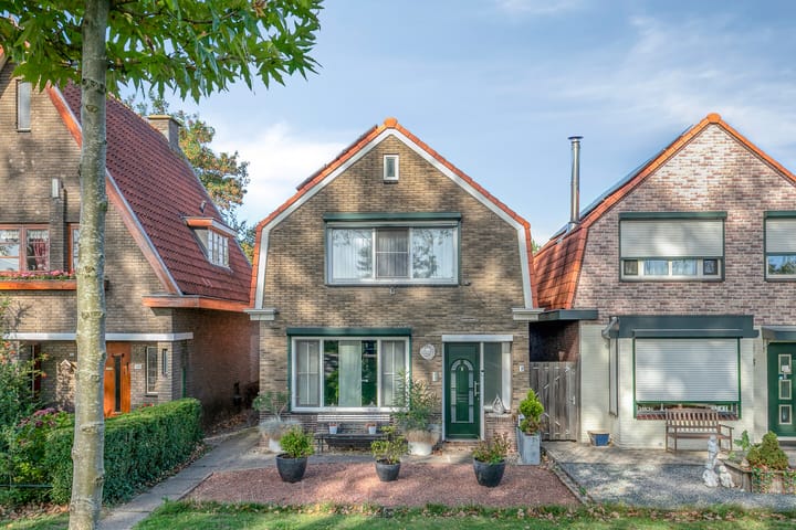 Eengezinswoning, vrijstaande woning Kanaalzicht 49 in Sluiskil