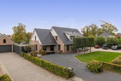 2-onder-1-kapwoning Bredeweg 15 in Waddinxveen