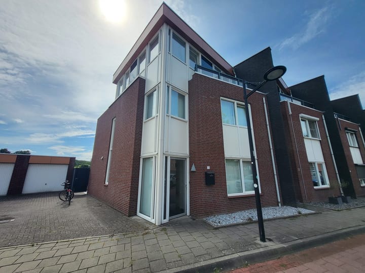 Eengezinswoning, eindwoning Zuiderpoort 33 in Echt