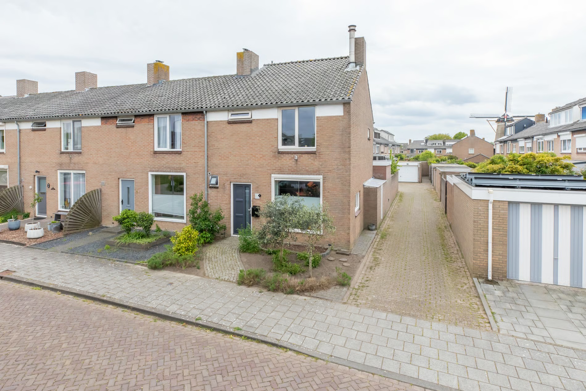 Hoekwoning Huybregt de Hasestraat 2 in Middelburg