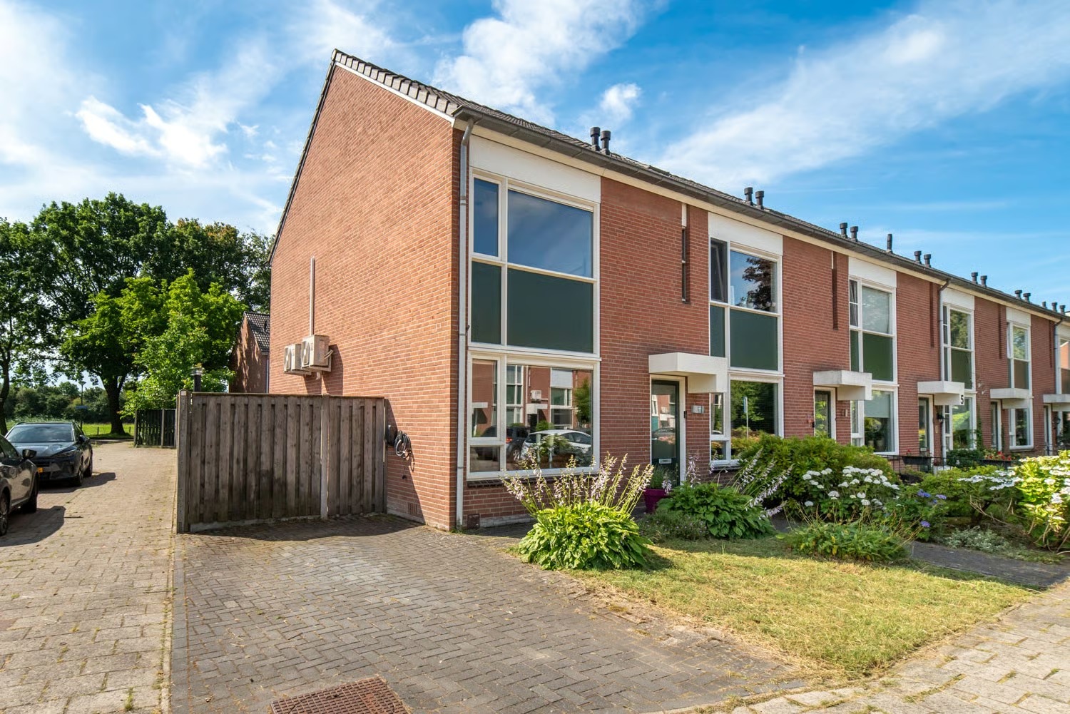 Hoekwoning Coendersstraat 1 in Borne