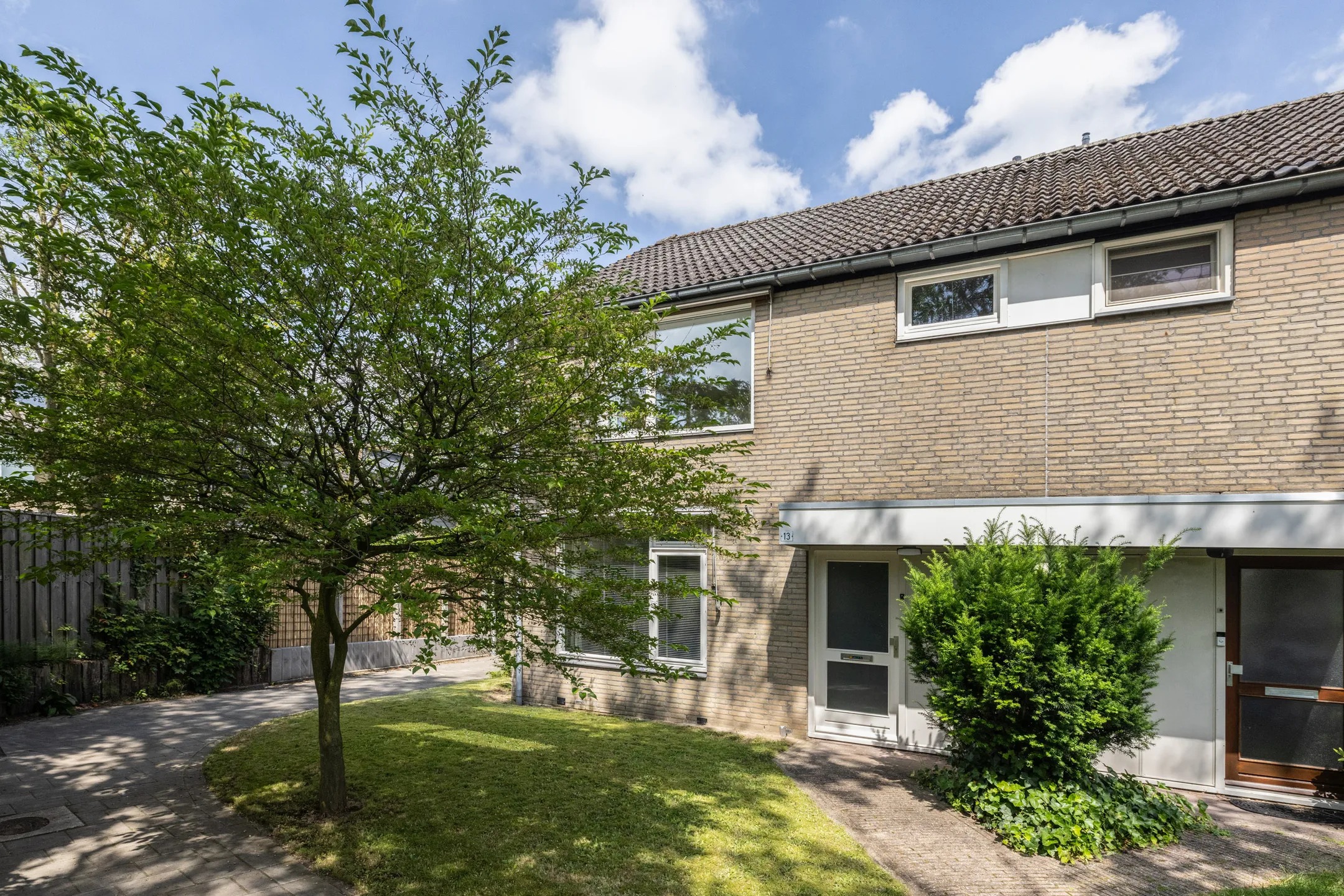 Hoekwoning Stapelen 13 in Eindhoven