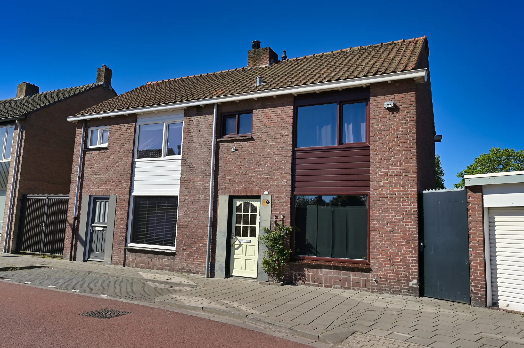 2-onder-1-kapwoning Kapelstraat 1 in Tilburg