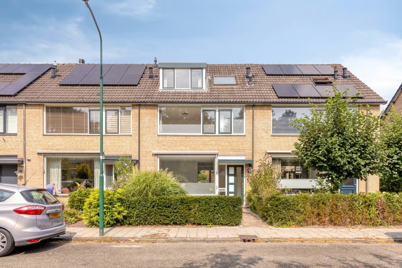 Tussenwoning Larixlaan 17 in Driebergen-Rijsenburg