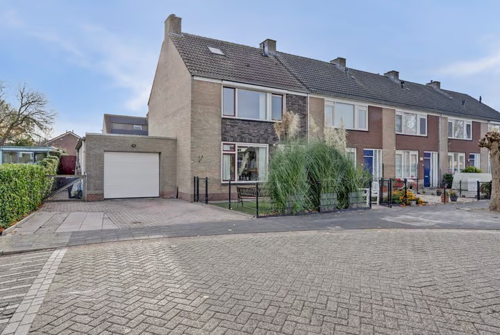 Hoekwoning Julianastraat 5 in Oudheusden
