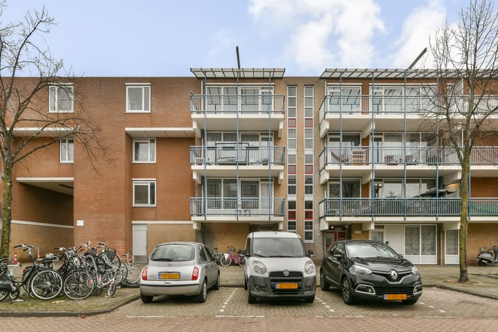 Portiekflat Alfred Döblinstraat 113 Amsterdam