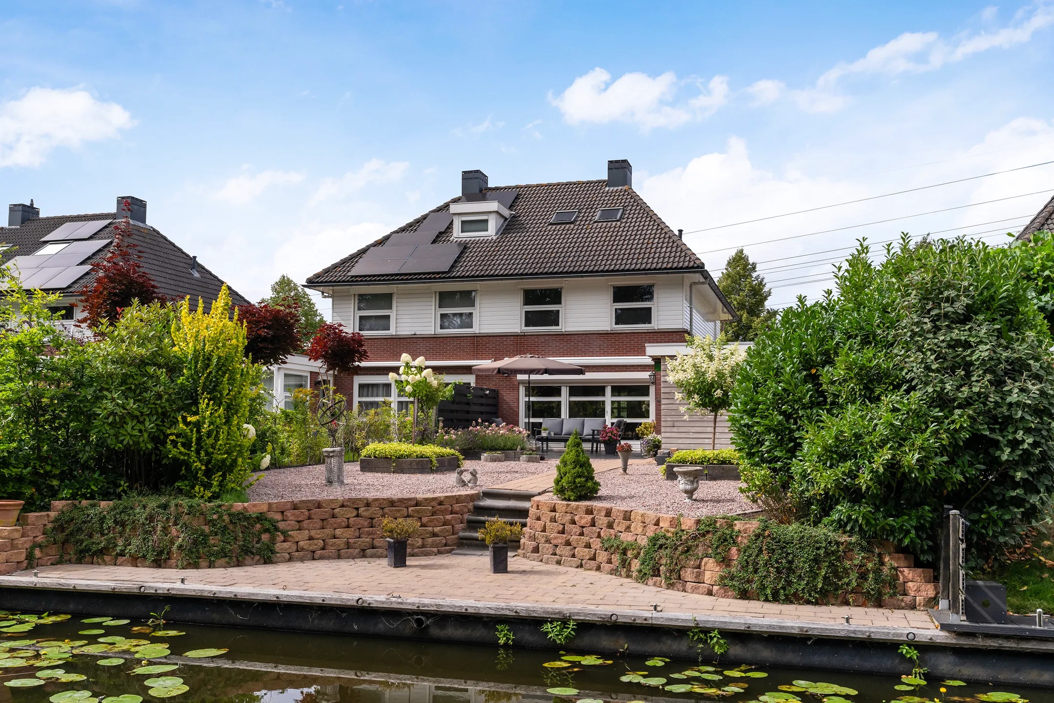 2-onder-1-kapwoning de Pleats 42 in Goutum