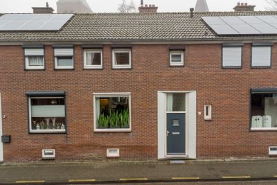 Eengezinswoning, tussenwoning Patersstraat 5 in Panningen