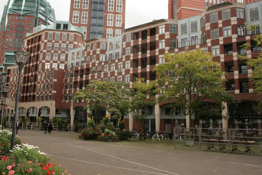 Portiekflat Muzenplein 143 in Den Haag