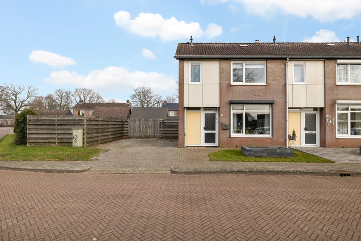 Hoekwoning De Bongerd 60 in Schoonebeek