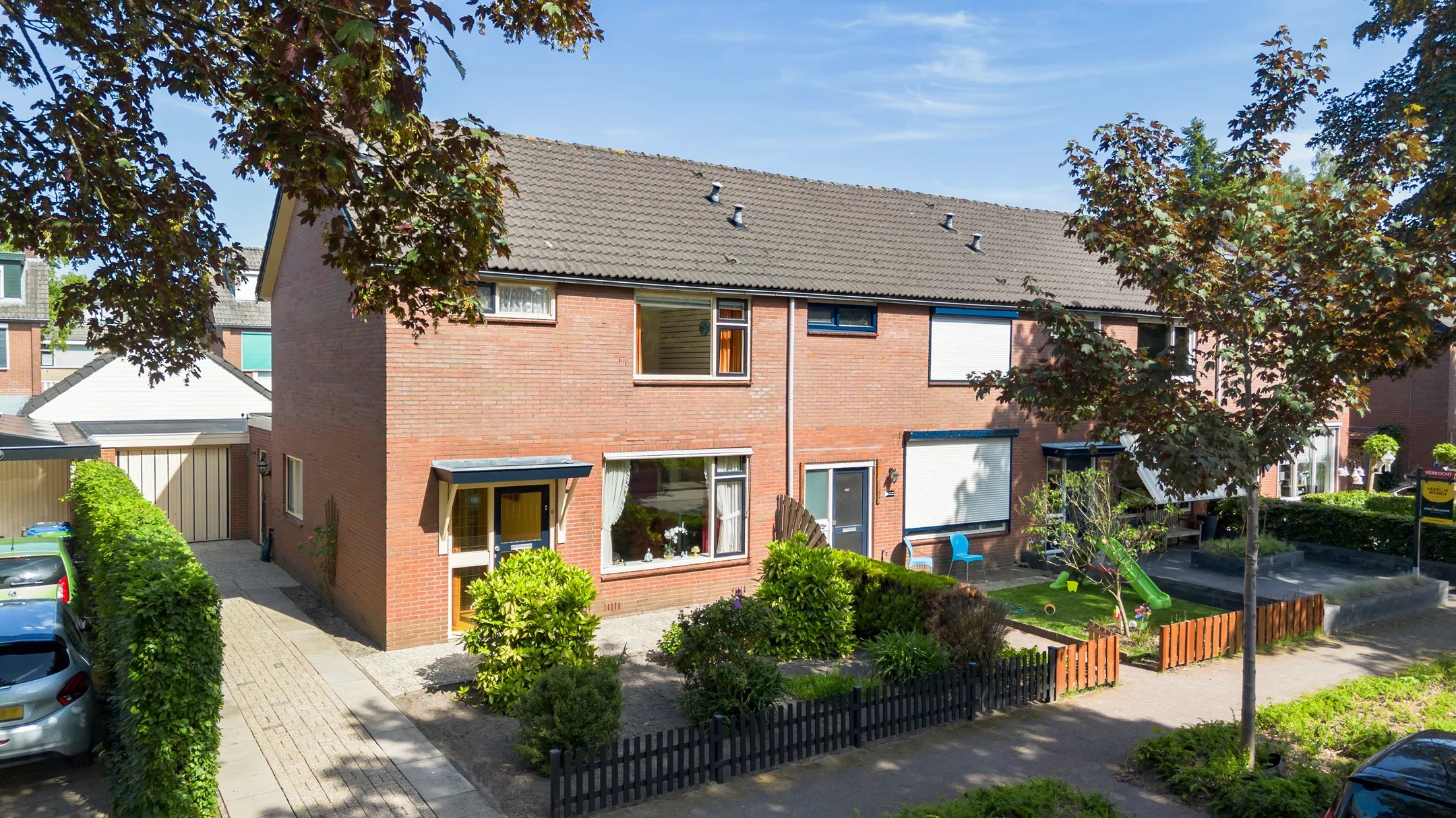 Hoekwoning Van Hallstraat 26 in Nunspeet