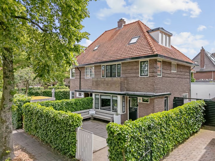 2-onder-1-kapwoning Voormeulenweg 44 in Bussum