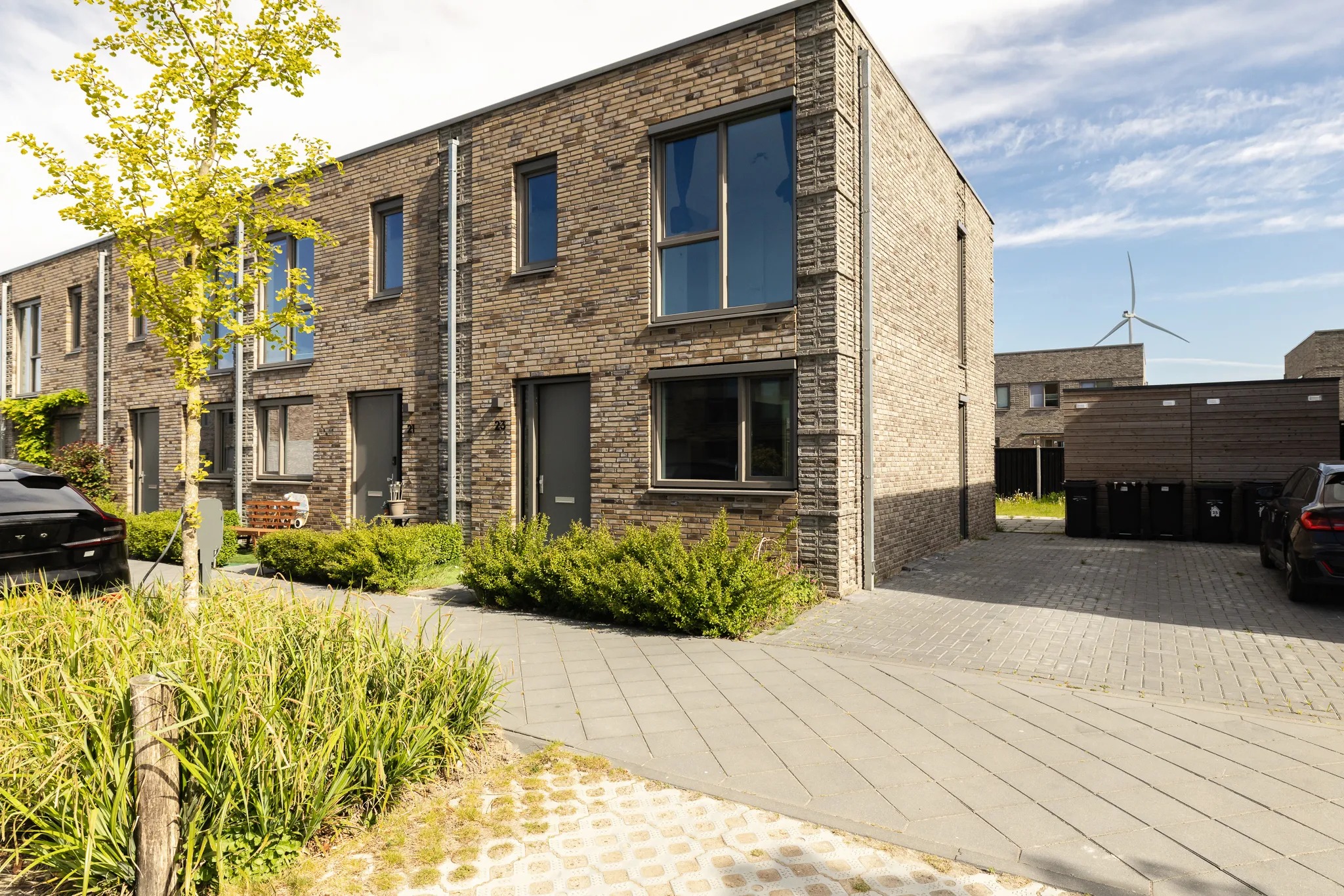 Hoekwoning Elizabeth Anscombestraat 23 in Almere