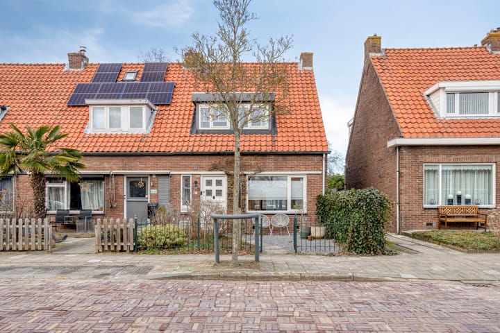 Hoekwoning Zuidvlietstraat 67 in Goes
