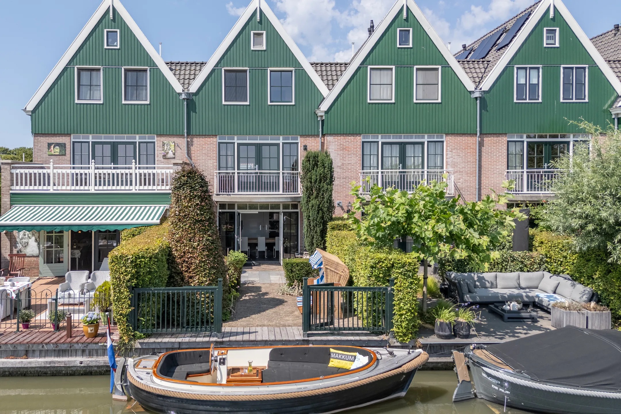 Tussenwoning (drive-in woning) De Eendracht 4 in De Rijp