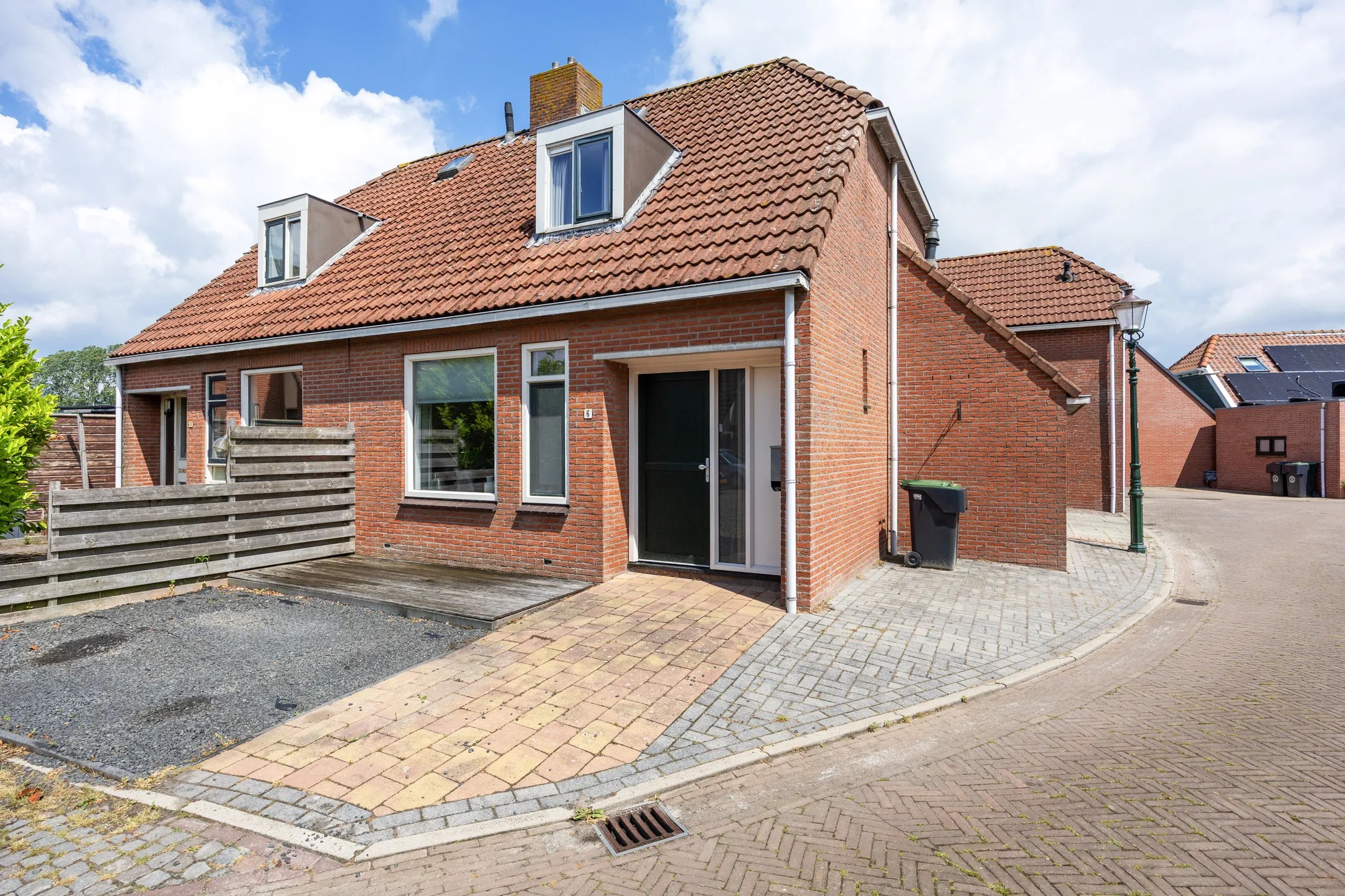 2-onder-1-kapwoning Lauwersstraat 6 in Zoutkamp