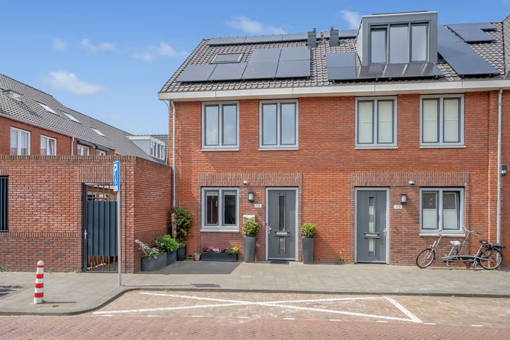 Eindwoning Abraham van Beyerenstraat 115 in Den Haag