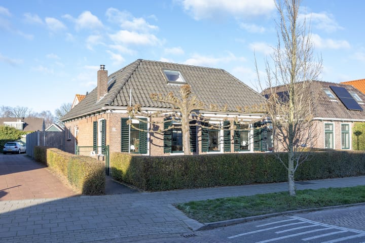 Vrijstaande woning Kerkstraat 45 in Sint Nicolaasga