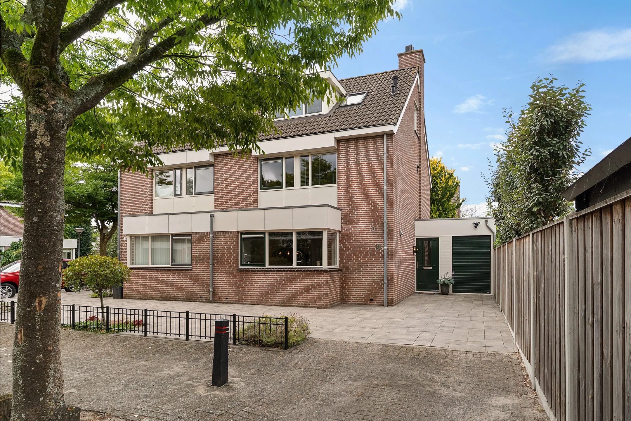 2-onder-1-kapwoning Gaast 18 in Huizen