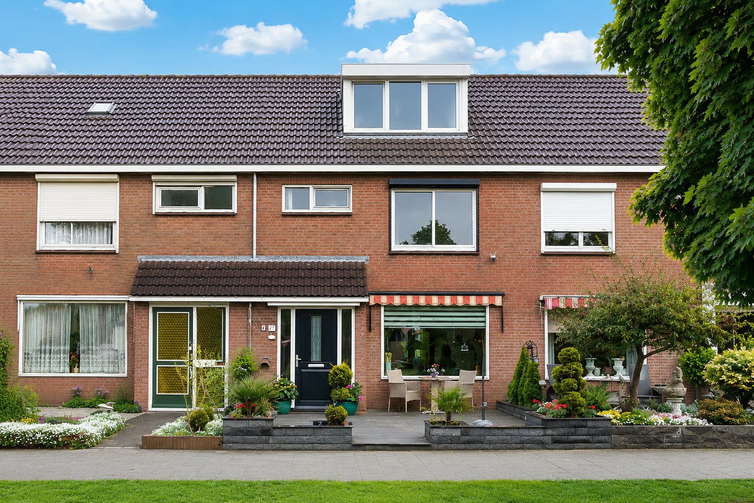 Tussenwoning Enkhuizerzand 21 in Volendam