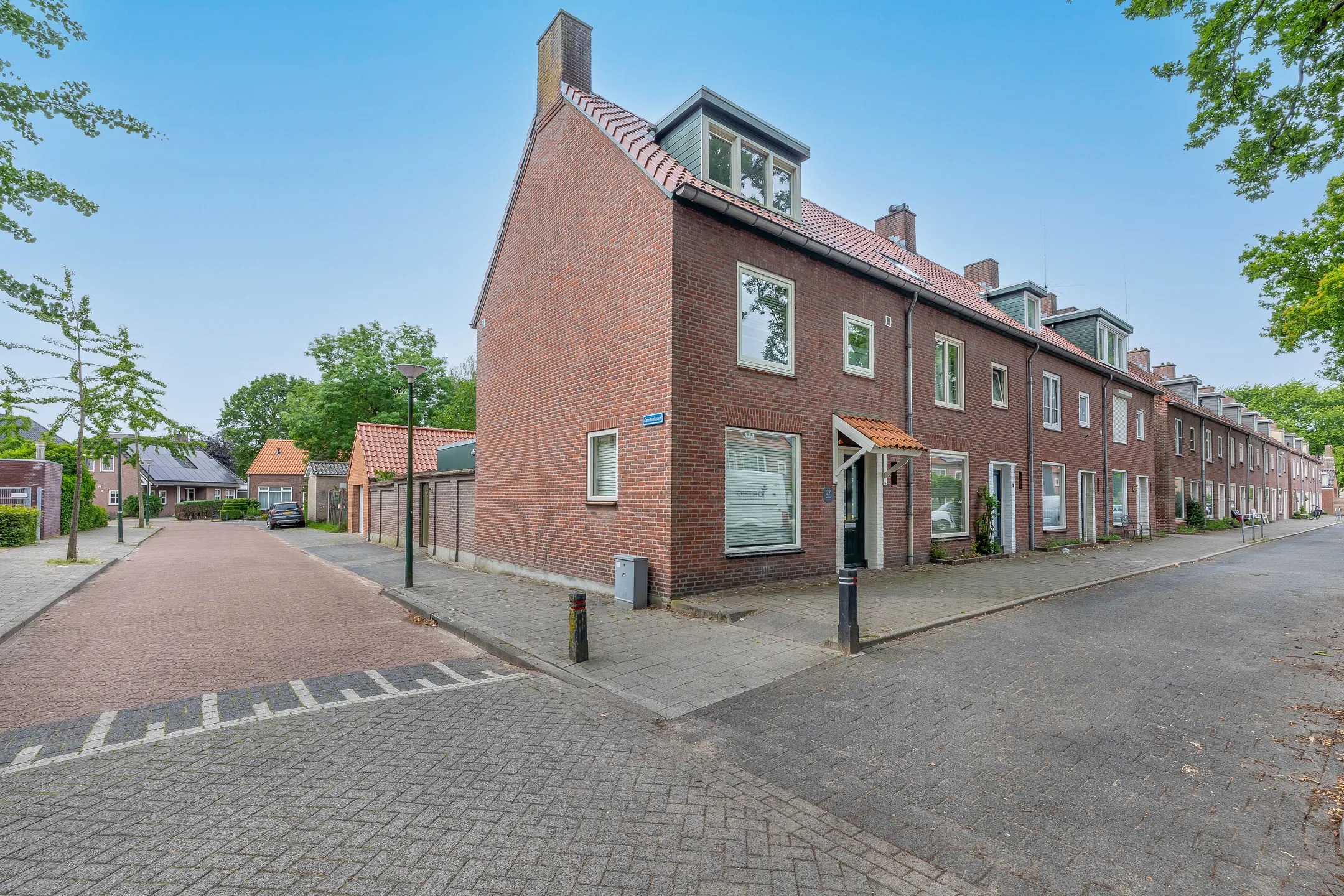 Hoekwoning Wilhelminalaan 27 in Schijndel