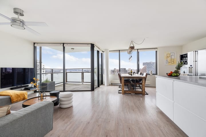 Portiekflat Charloisse Hoofd 71 E Rotterdam