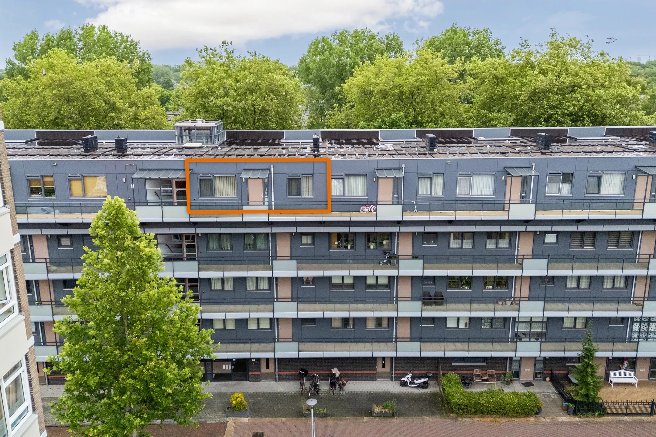 Galerijflat Albert van Raalteplein 95 Schiedam