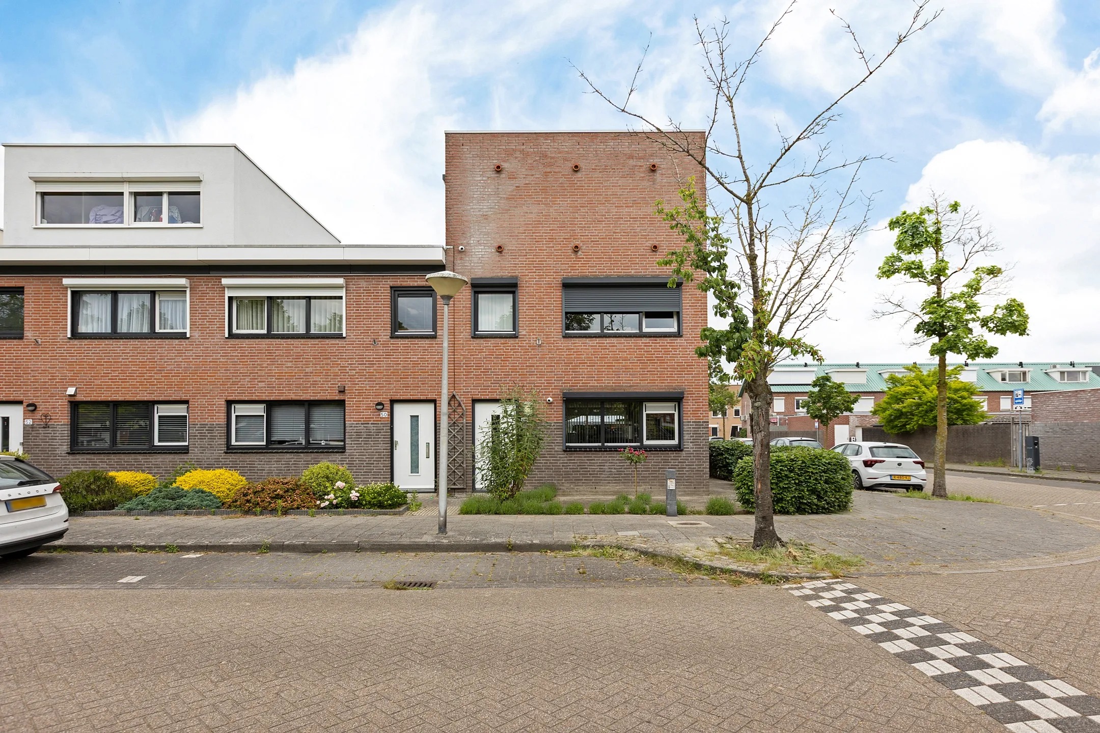 Hoekwoning Reiskameraad 48 in Eindhoven