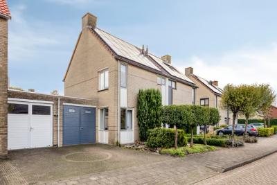 Eengezinswoning, geschakelde 2-onder-1-kapwoning Brandseweg 12 in Etten-Leur
