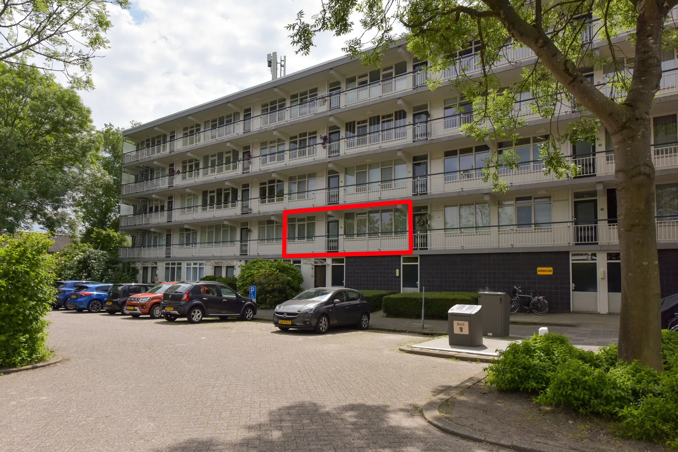Galerijflat Nobel 18 in Mijdrecht