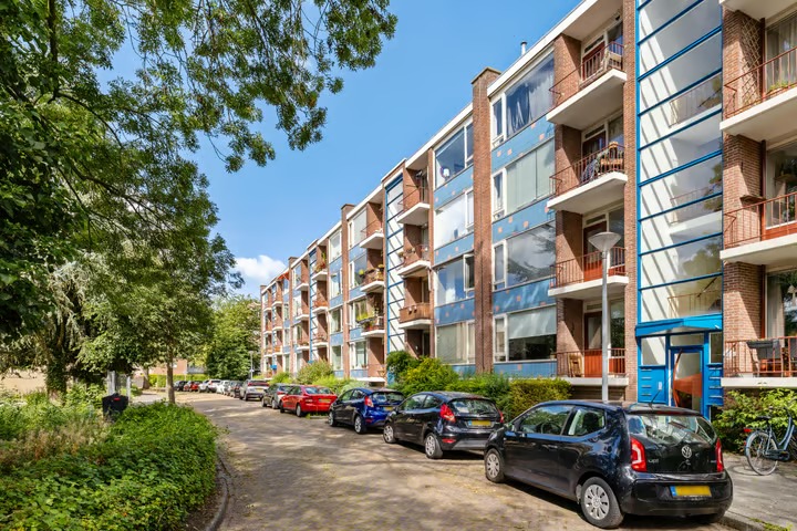 Portiekflat Onderduikersstraat 24 in Groningen