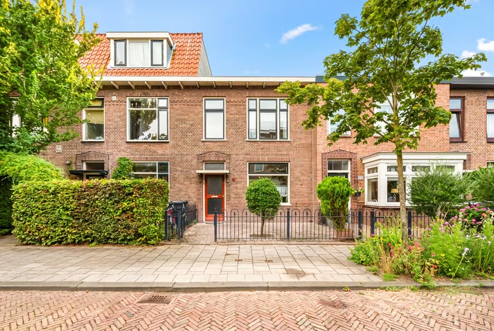 Tussenwoning Acaciastraat 51 in Haarlem