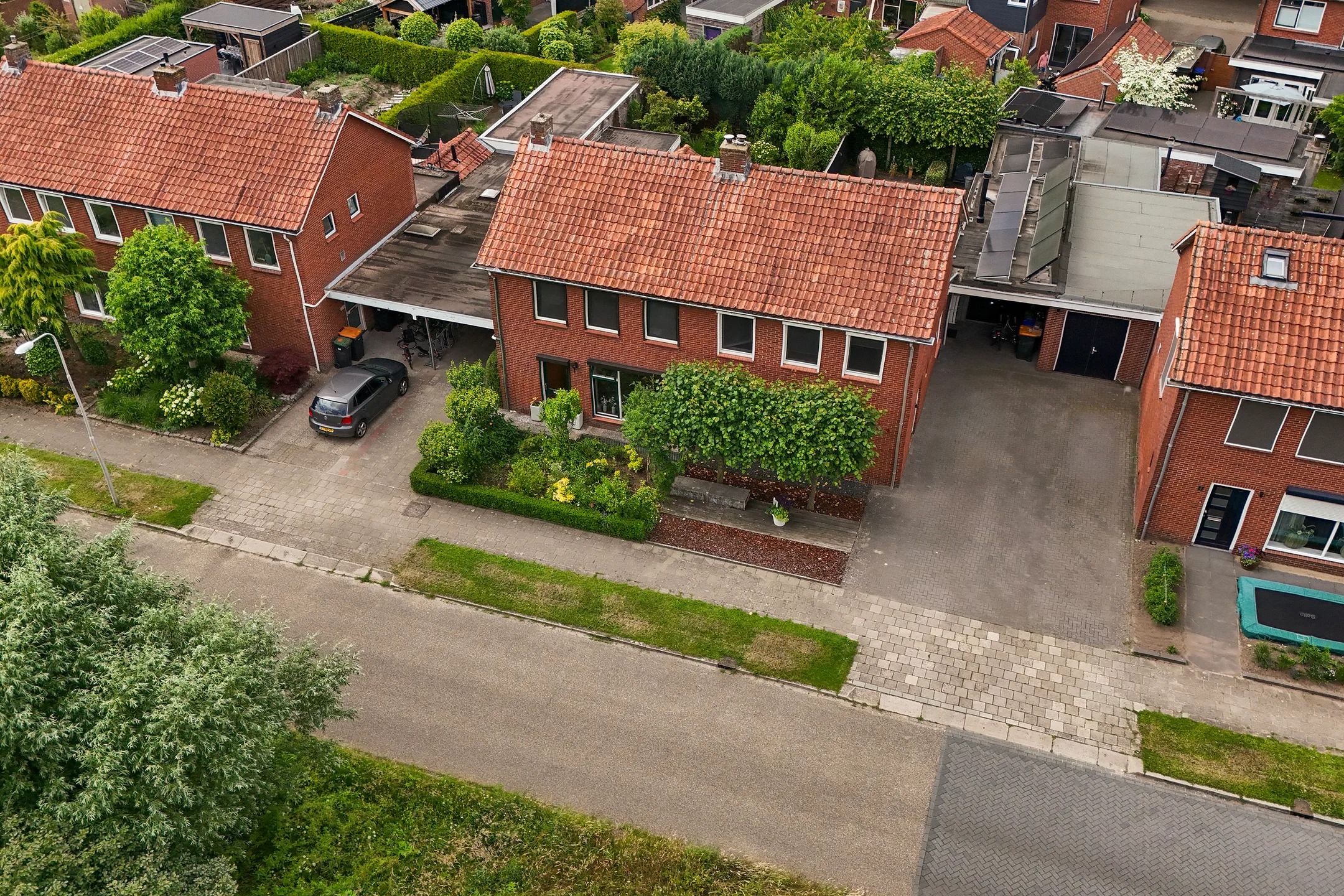 2-onder-1-kapwoning Lindestraat 8 in Lichtenvoorde