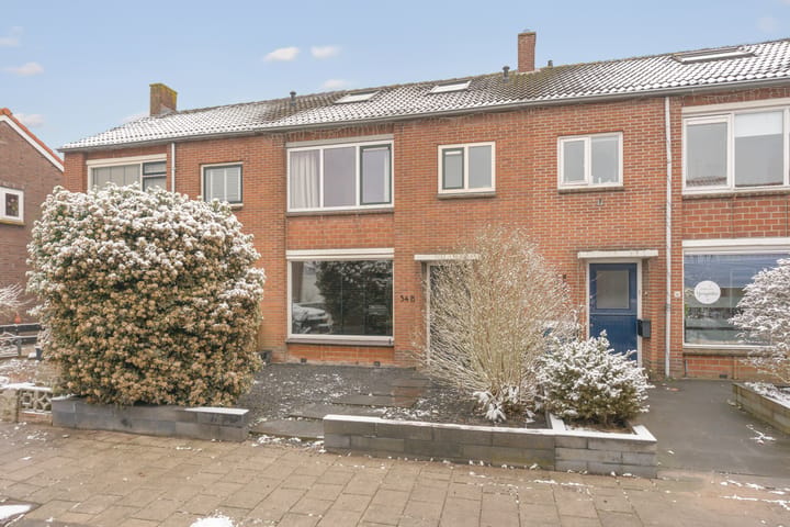 Tussenwoning M E Hartmanstraat 54 b in Vianen
