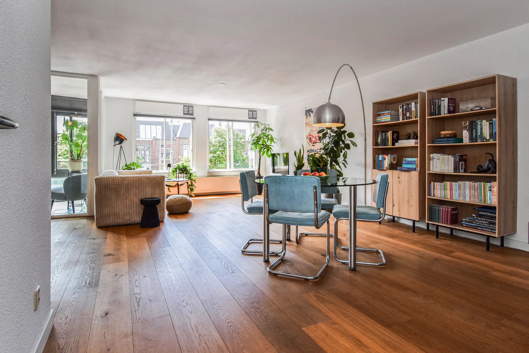 Galerijflat Waldeck Pyrmontkade 101 in Den Haag