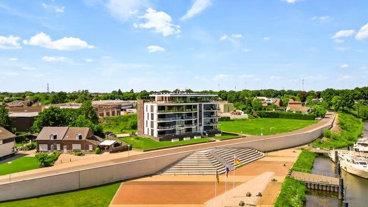 Penthouse Hanssum 41 p in Neer