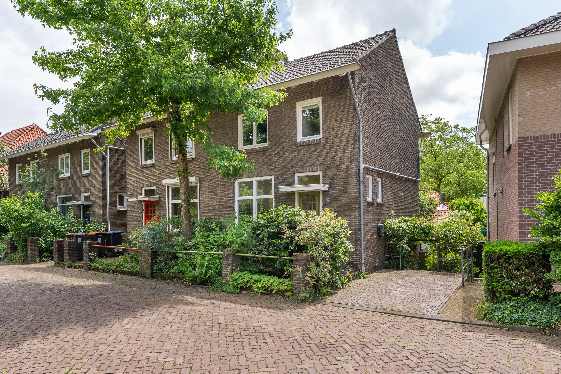 2-onder-1-kapwoning Tweeberg 66 in Rosmalen
