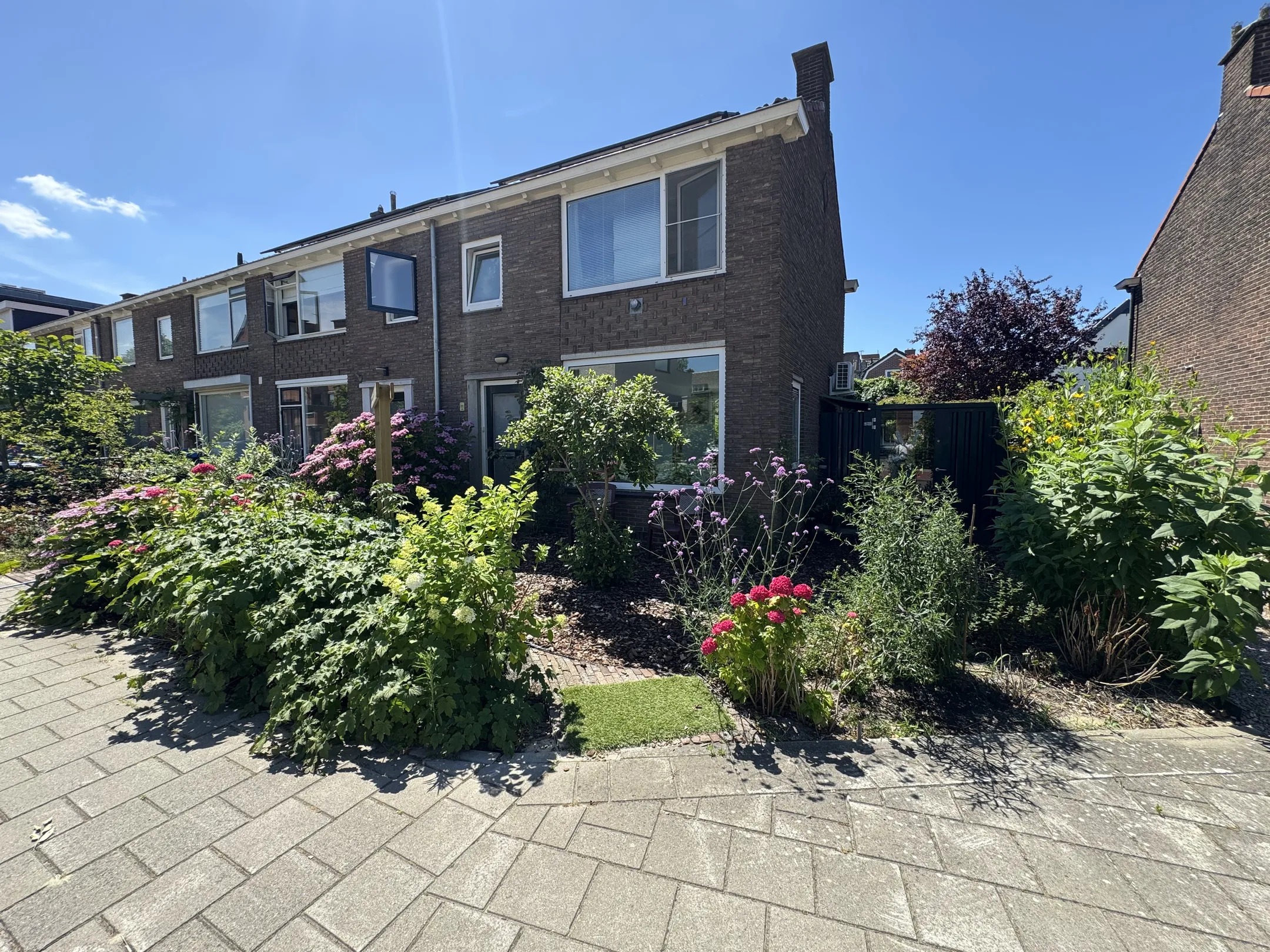 Hoekwoning Jan van Beaumontstraat 15 in Gouda