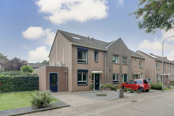 Eengezinswoning, eindwoning Molendijk 34 B Velden