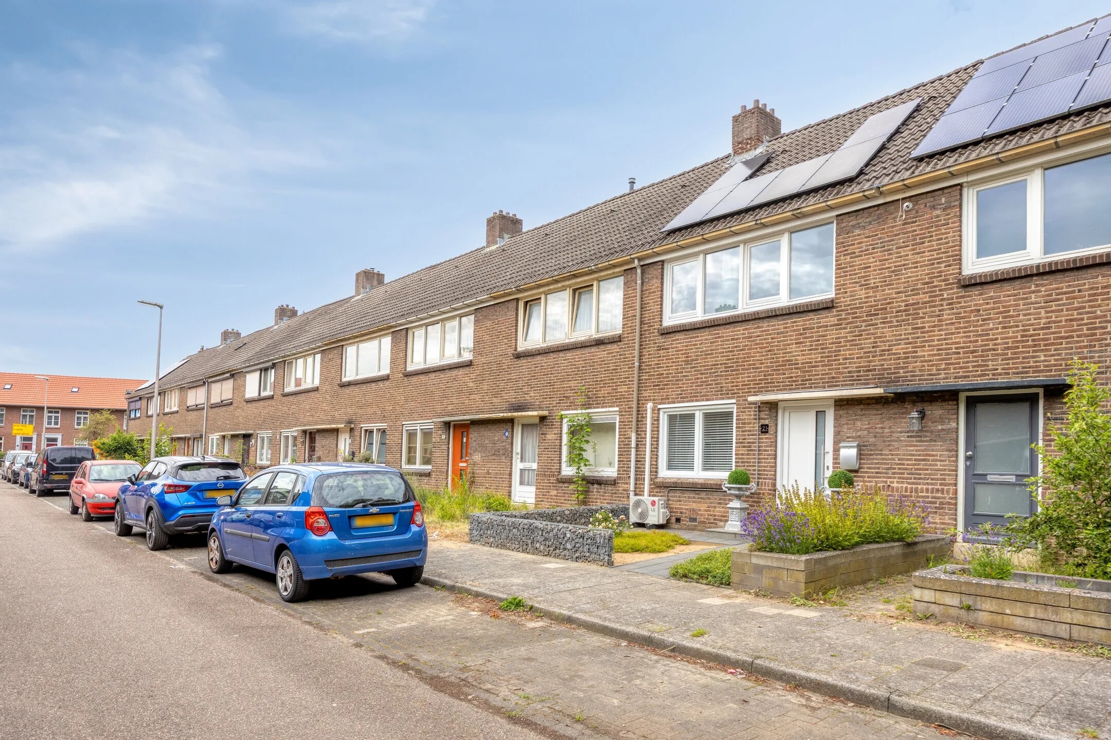 Tussenwoning De Genestetstraat 21 in Heerlen