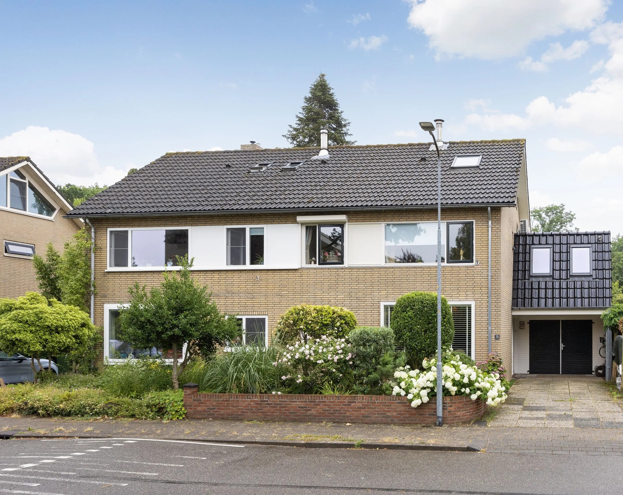 2-onder-1-kapwoning Wandscheerstraat 15 in Ede