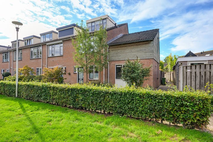 Hoekwoning Perendreef 2 Arkel