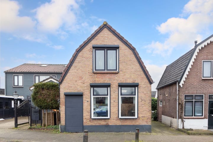 Geschakelde 2-onder-1-kapwoning Zuidwenk 26 in Bunschoten-Spakenburg