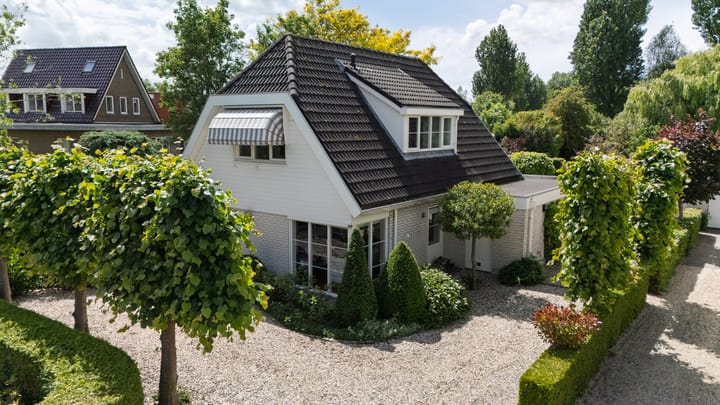 Vrijstaande woning Smitshoekseweg 223 in Rotterdam