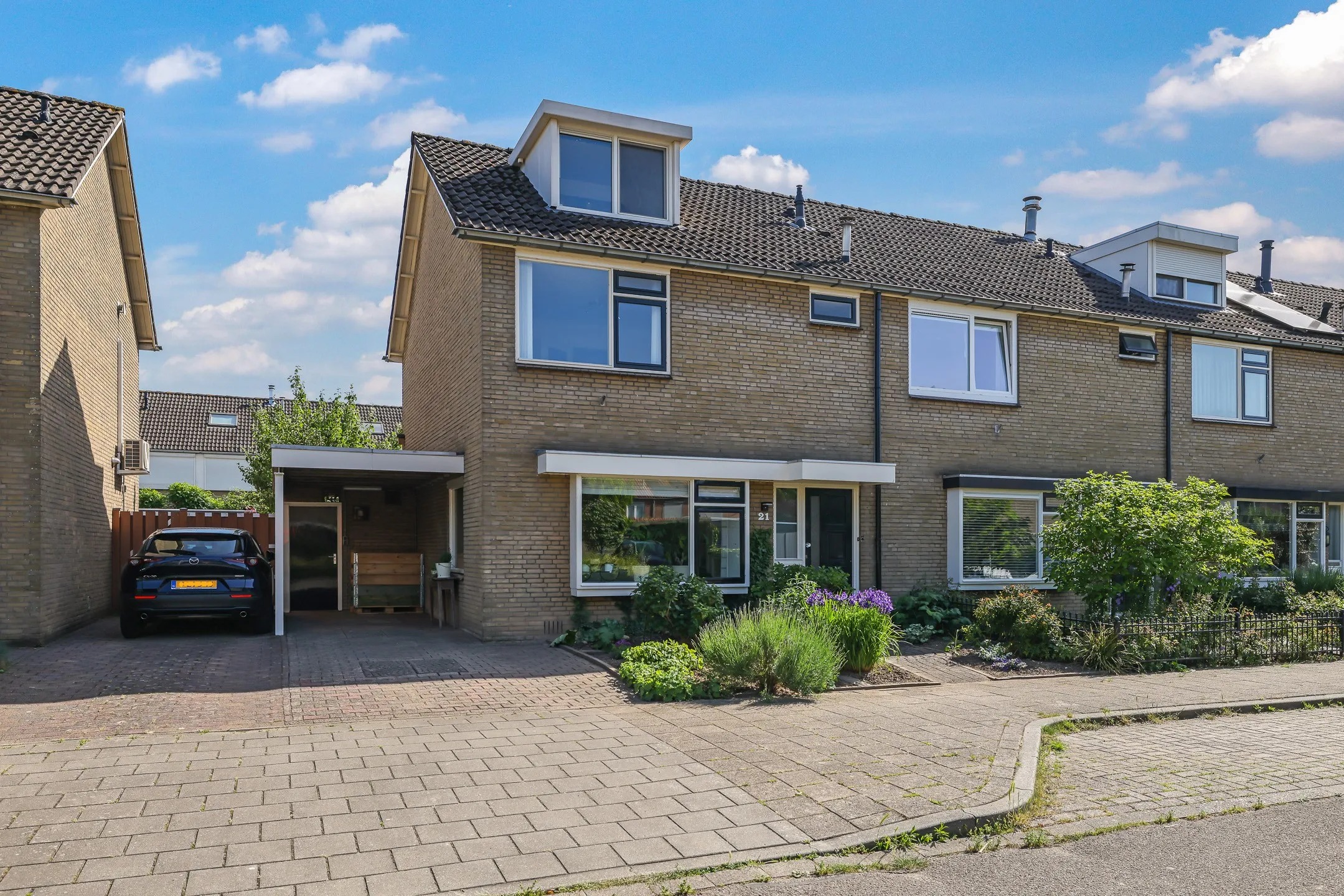 Hoekwoning Ligusterstraat 21 Heteren