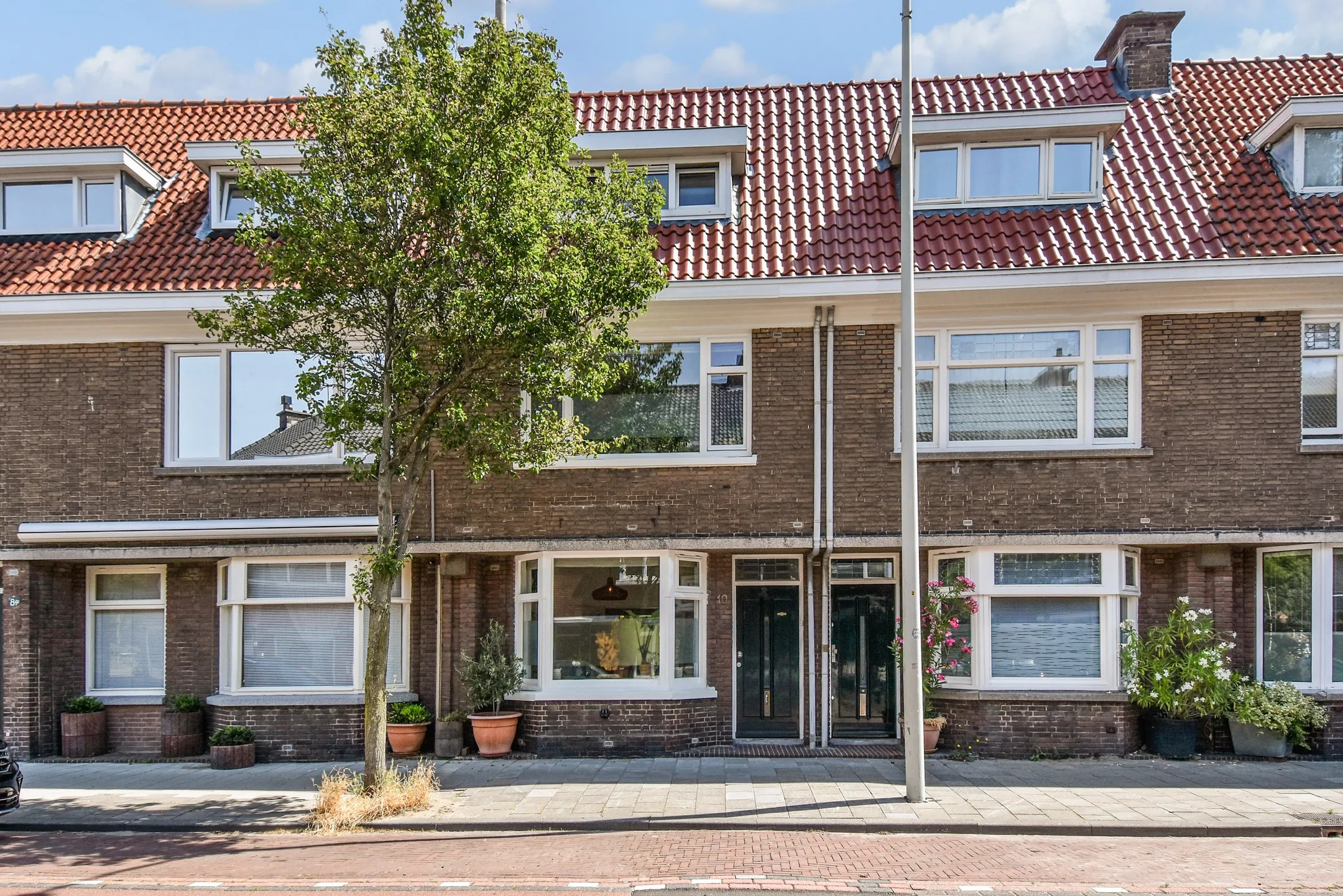 Tussenwoning Appelstraat 10 in Den Haag
