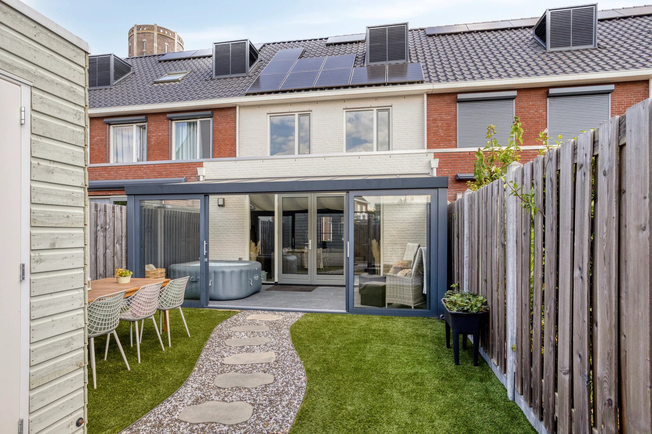 Tussenwoning Waterlelie 8 in 's-Gravendeel