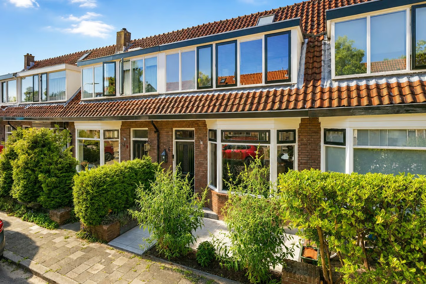 Tussenwoning Berkenlaan 6 in Sassenheim