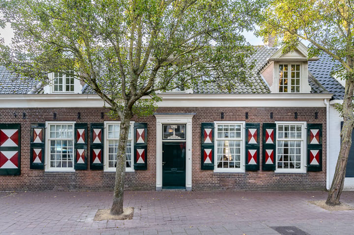 Eengezinswoning, tussenwoning Ooststraat 14 in Domburg