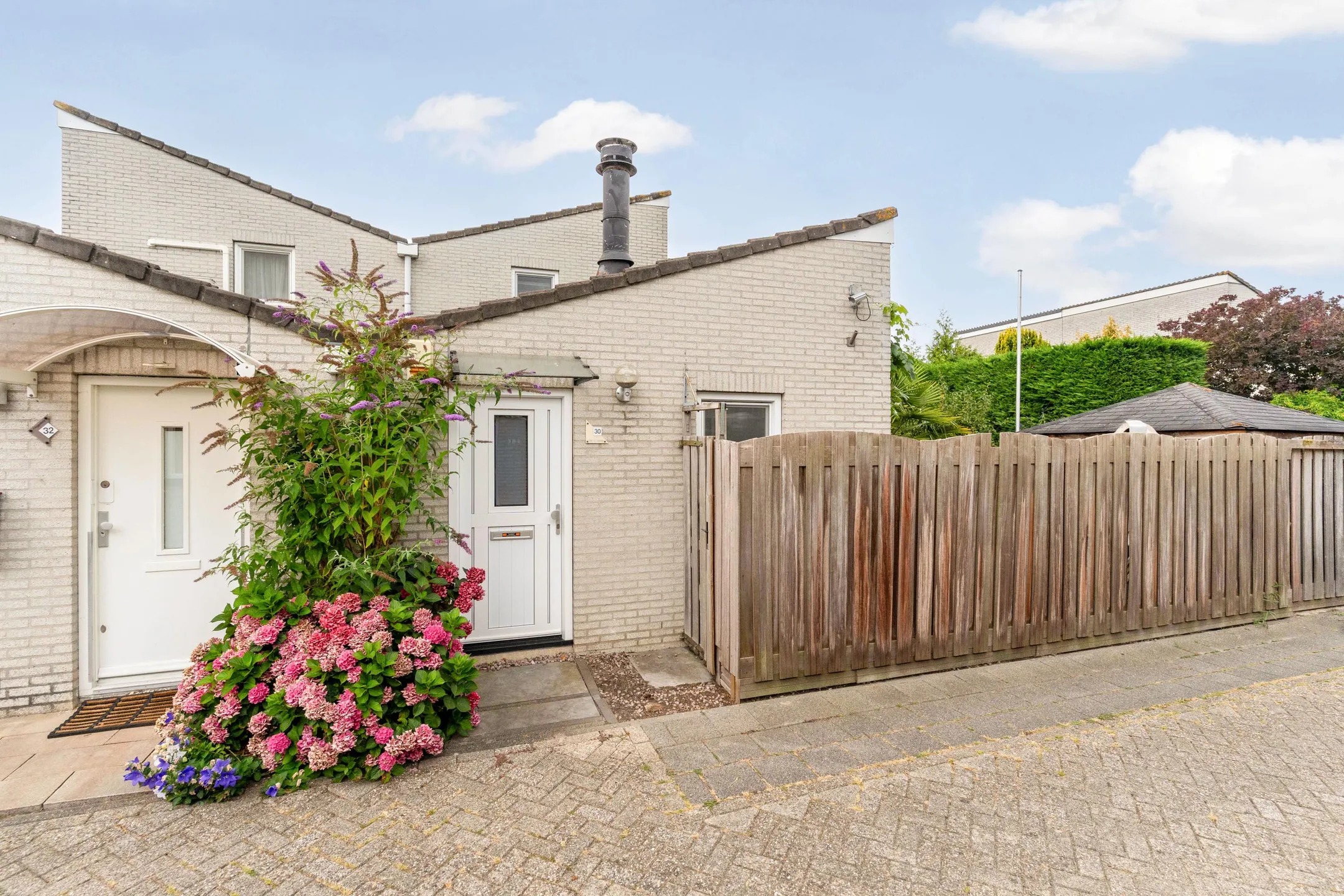 Geschakelde woning (semi-bungalow) P. Verhagenstraat 30 in Almere